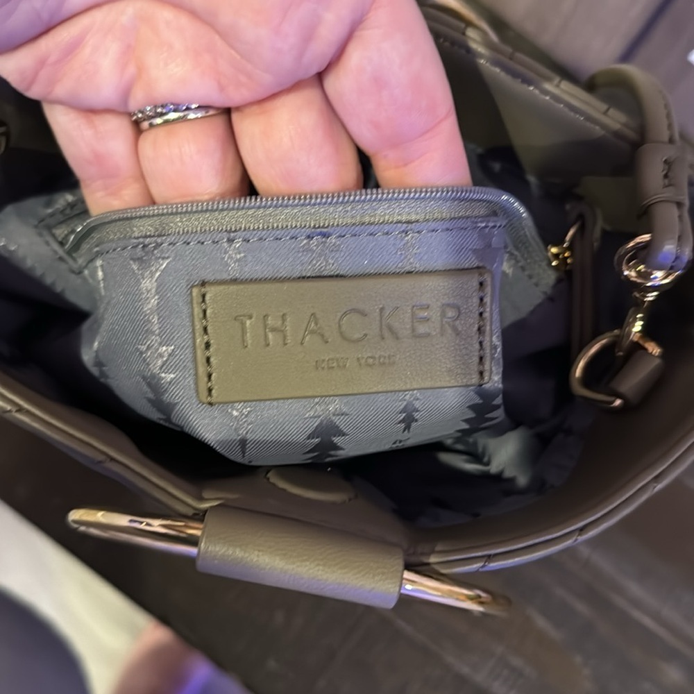 Thacker leather clutch/crossbody - Picture 6 of 7